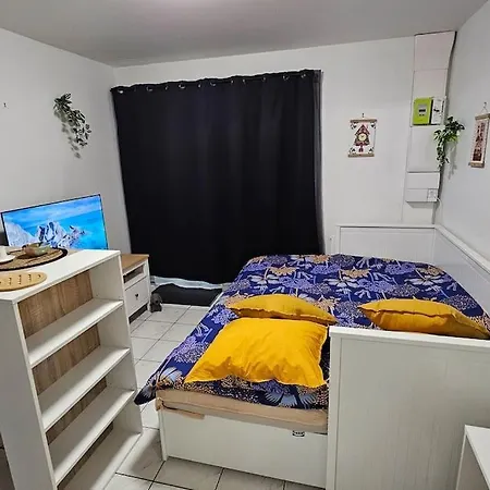 Le Vieux Marche - Cosy Et Central Apartment